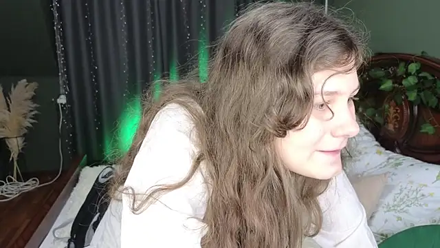 Charlotte wow online show from 4, 12, 2025