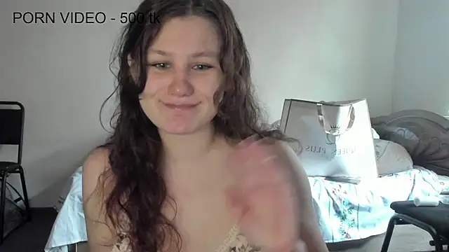 Snapshot of Charlotte_wow chatting on 17, 4, 2026 Charlotte wow online show from 17, 4, 2026