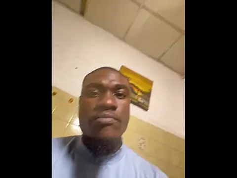 Snapshot of Pinepool21 chatting on 7, 10, 2025 Pinepool21 online show from 7, 10, 2025