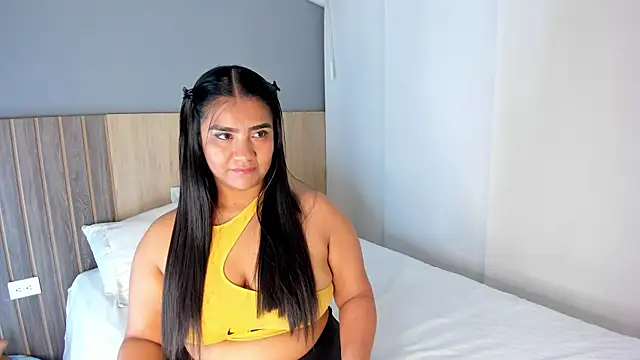 Snapshot of hannnasmith chatting on 6, 11, 2025 hannnasmith online show from 6, 11, 2025