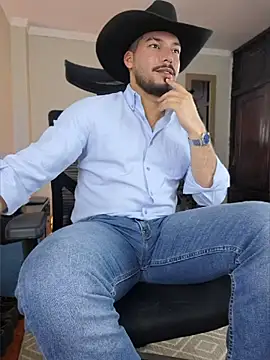Snapshot of HenryBenso chatting on 17, 7, 2026 HenryBenso online show from 17, 7, 2026