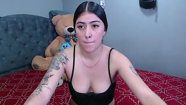 Snapshot of Gaby_foz chatting on 6, 4, 2026 Gaby foz online show from 6, 4, 2026