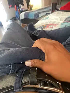 Snapshot of negro15cm17 chatting on 2, 2, 2025 negro15cm17 online show from 2, 2, 2025