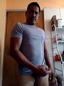 Snapshot of negro15cm17 chatting on 2, 10, 2025 negro15cm17 online show from 2, 10, 2025