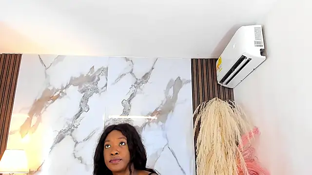 aidaadams online show from 13, 2, 2025