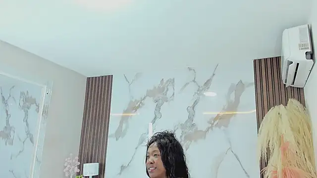 aidaadams online show from 22, 3, 2025