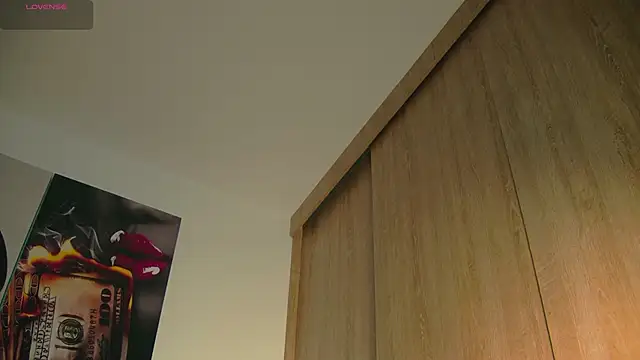 aidaadams online show from 24, 9, 2025