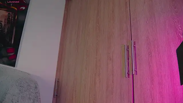 aidaadams online show from 3, 10, 2025