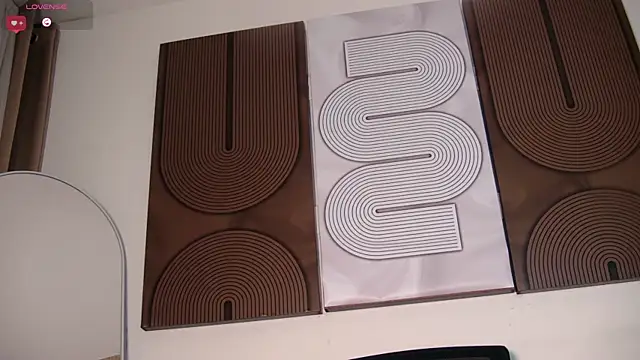 aidaadams online show from 2, 3, 2026