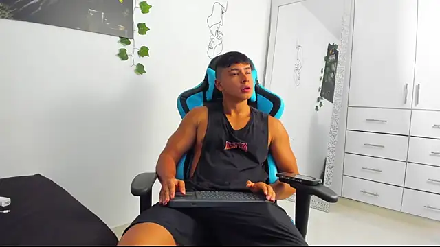 Bray Kevin online show from 23, 3, 2025