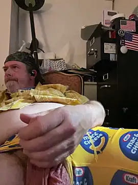 Snapshot of Helmut1971 chatting on 1, 1, 2025 Helmut1971 online show from 1, 1, 2025