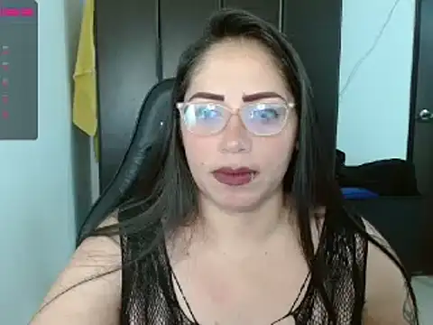 natashasmithe online show from 1, 2, 2025