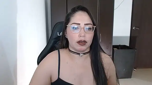 natashasmithe online show from 28, 9, 2025