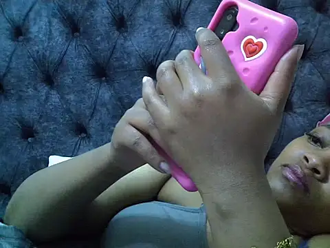 Snapshot of Brown_sexy chatting on 18, 1, 2026 Brown sexy online show from 18, 1, 2026