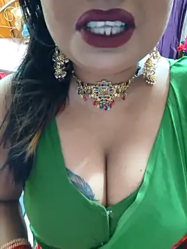 Snapshot of YR-SHIVANI chatting on 18, 9, 2025 YR-SHIVANI online show from 18, 9, 2025