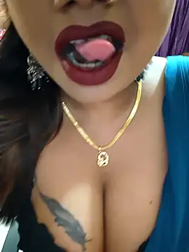 Snapshot of YR-SHIVANI chatting on 9, 10, 2025 YR-SHIVANI online show from 9, 10, 2025