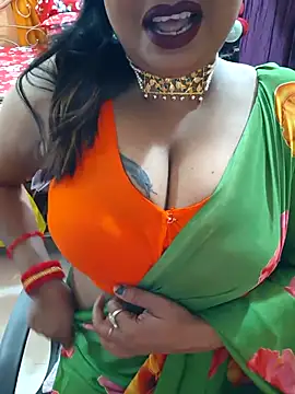 Snapshot of YR-SHIVANI chatting on 12, 10, 2025 YR-SHIVANI online show from 12, 10, 2025