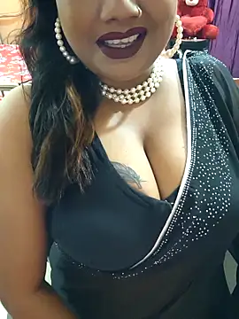 Snapshot of YR-SHIVANI chatting on 13, 10, 2025 YR-SHIVANI online show from 13, 10, 2025