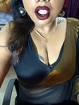 Snapshot of YR-SHIVANI chatting on 28, 10, 2025 YR-SHIVANI online show from 28, 10, 2025
