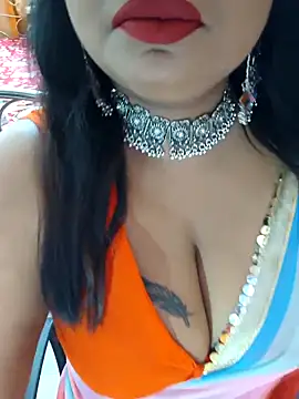 Snapshot of YR-SHIVANI chatting on 9, 11, 2025 YR-SHIVANI online show from 9, 11, 2025