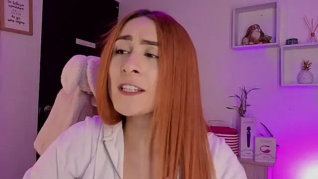 Tiarha online show from 12, 11, 2025