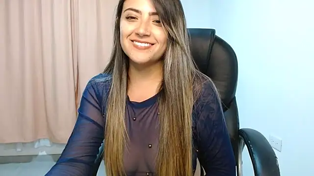 Snapshot of _sweet_rachel chatting on 5, 1, 2025 sweet rachel online show from 5, 1, 2025