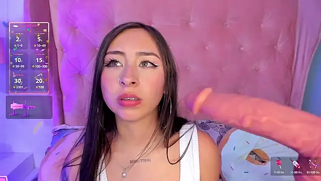 Snapshot of _cloe_martinez chatting on 14, 1, 2025 cloe martinez online show from 14, 1, 2025