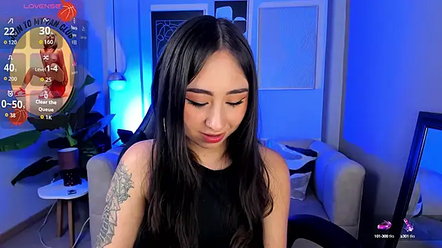 Snapshot of _cloe_martinez chatting on 9, 9, 2025 cloe martinez online show from 9, 9, 2025