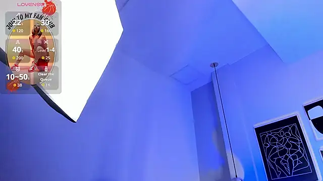 Snapshot of _cloe_martinez chatting on 1, 10, 2025 cloe martinez online show from 1, 10, 2025