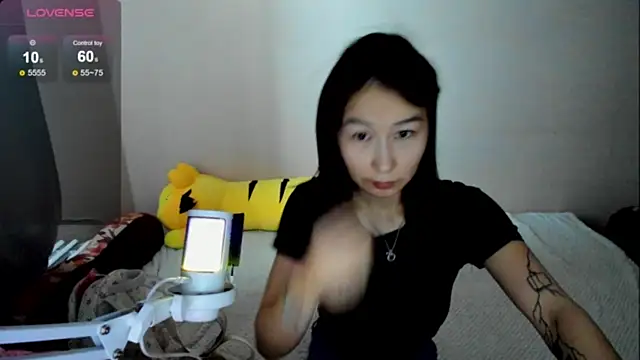 SaraXray online show from 13, 11, 2025