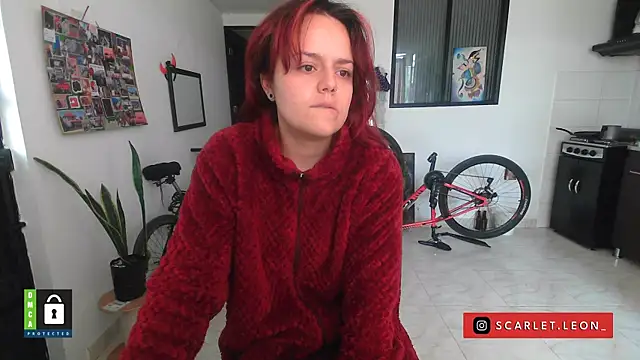 Scarletleon77 online show from 3, 10, 2025