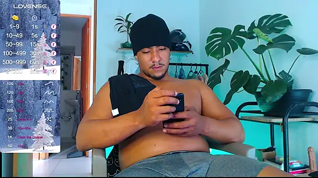 Snapshot of yosoy_enzo2020 chatting on 27, 12, 2024 yosoy enzo2020 online show from 27, 12, 2024