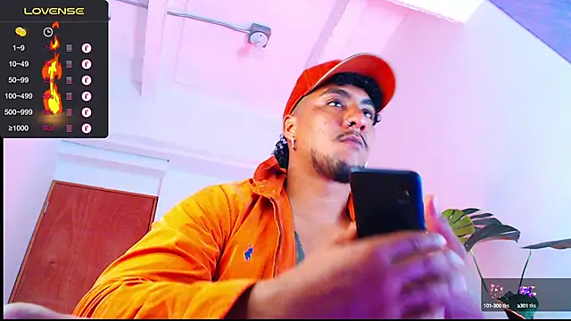 Snapshot of yosoy_enzo2020 chatting on 31, 12, 2024 yosoy enzo2020 online show from 31, 12, 2024