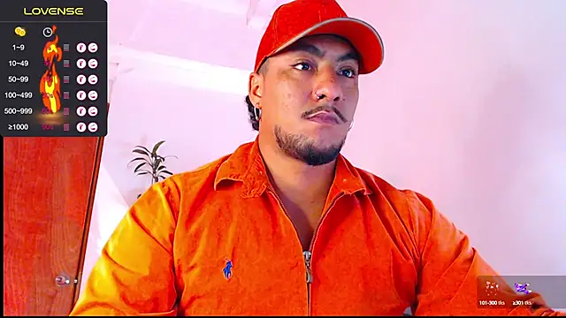 Snapshot of yosoy_enzo2020 chatting on 6, 1, 2025 yosoy enzo2020 online show from 6, 1, 2025