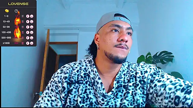 Snapshot of yosoy_enzo2020 chatting on 16, 1, 2025 yosoy enzo2020 online show from 16, 1, 2025