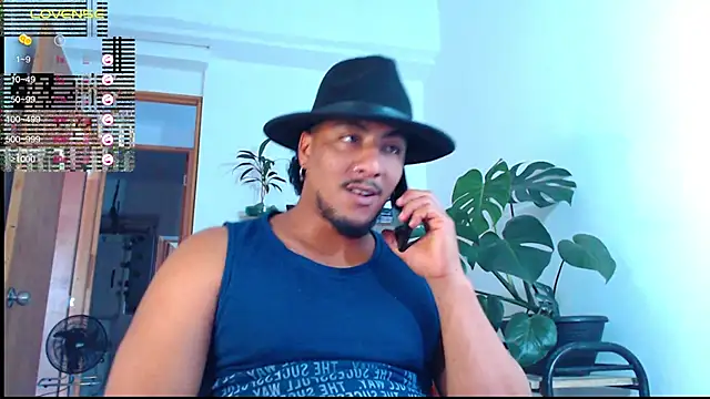 Snapshot of yosoy_enzo2020 chatting on 21, 1, 2025 yosoy enzo2020 online show from 21, 1, 2025