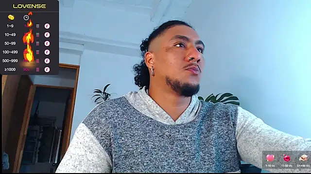 Snapshot of yosoy_enzo2020 chatting on 26, 1, 2025 yosoy enzo2020 online show from 26, 1, 2025