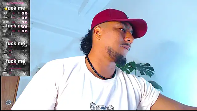 Snapshot of yosoy_enzo2020 chatting on 22, 2, 2025 yosoy enzo2020 online show from 22, 2, 2025