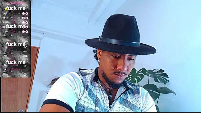 Snapshot of yosoy_enzo2020 chatting on 25, 2, 2025 yosoy enzo2020 online show from 25, 2, 2025