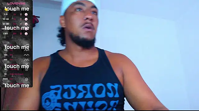 Snapshot of yosoy_enzo2020 chatting on 16, 3, 2025 yosoy enzo2020 online show from 16, 3, 2025