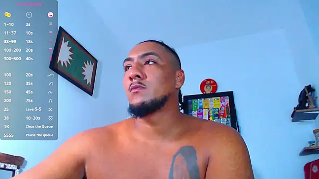 Snapshot of yosoy_enzo2020 chatting on 10, 10, 2025 yosoy enzo2020 online show from 10, 10, 2025