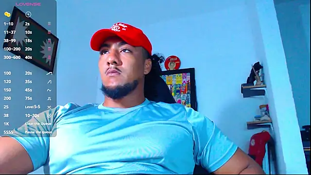 Snapshot of yosoy_enzo2020 chatting on 13, 10, 2025 yosoy enzo2020 online show from 13, 10, 2025