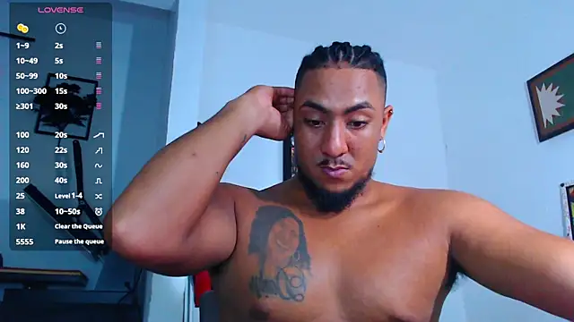 Snapshot of yosoy_enzo2020 chatting on 25, 10, 2025 yosoy enzo2020 online show from 25, 10, 2025