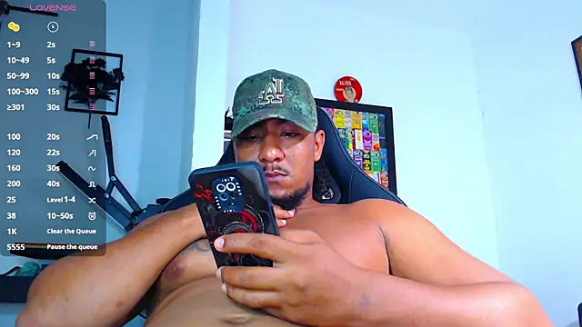 Snapshot of yosoy_enzo2020 chatting on 5, 11, 2025 yosoy enzo2020 online show from 5, 11, 2025