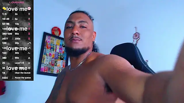 Snapshot of yosoy_enzo2020 chatting on 21, 11, 2025 yosoy enzo2020 online show from 21, 11, 2025