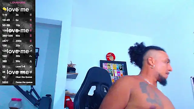 Snapshot of yosoy_enzo2020 chatting on 22, 11, 2025 yosoy enzo2020 online show from 22, 11, 2025