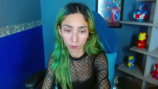 Erika Stevens online show from 3, 12, 2025