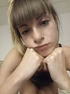 Snapshot of Cristina02 chatting on 14, 7, 2026 Cristina02 online show from 14, 7, 2026