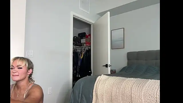 Snapshot of ElenaErickson chatting on 16, 3, 2026 ElenaErickson online show from 16, 3, 2026