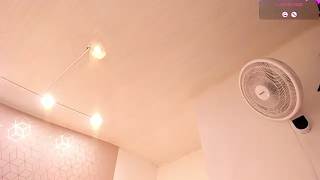 Emilyboobss online show from 4, 1, 2025